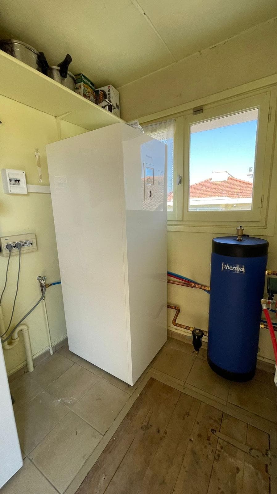 Pompe à chaleur - Unité intérieure & extérieure L'Isle-d'Espagnac | Installation complète d'une pompe à chaleur avec u... | Europisol unité pompe à chaleur installation L'Isle-d'Espagnac 16340 Charente 2024 réalisation - Europisol entreprise rénovation énergétique